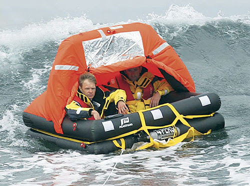 10 reasons +1 for a Plastimo liferaft on board