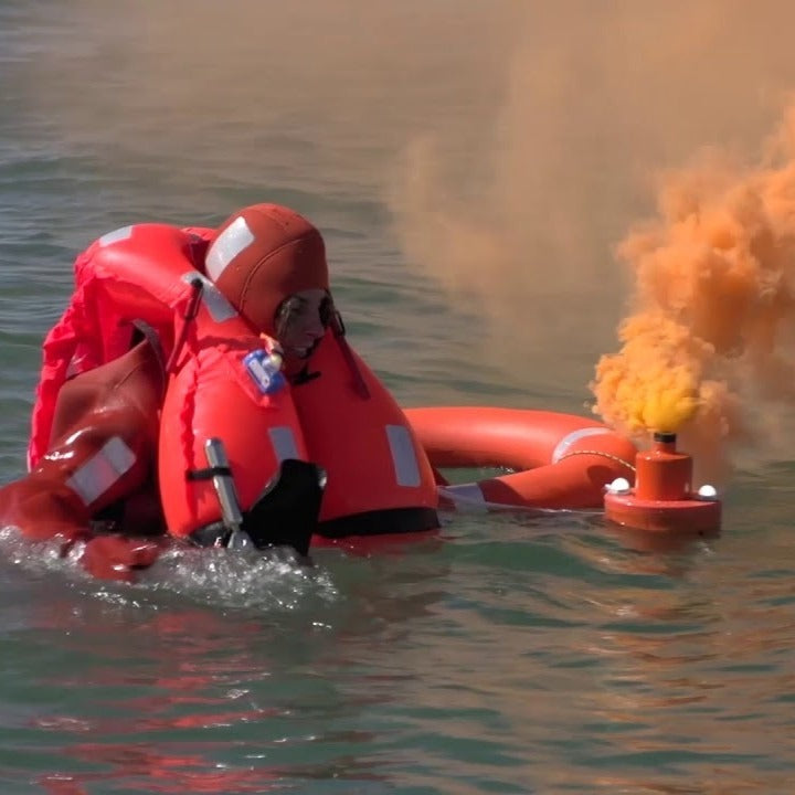 “Man overboard” buoy