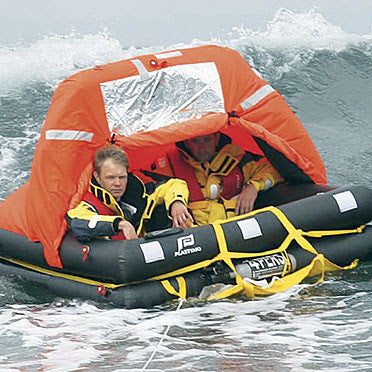 10 reasons +1 for a Plastimo liferaft on board