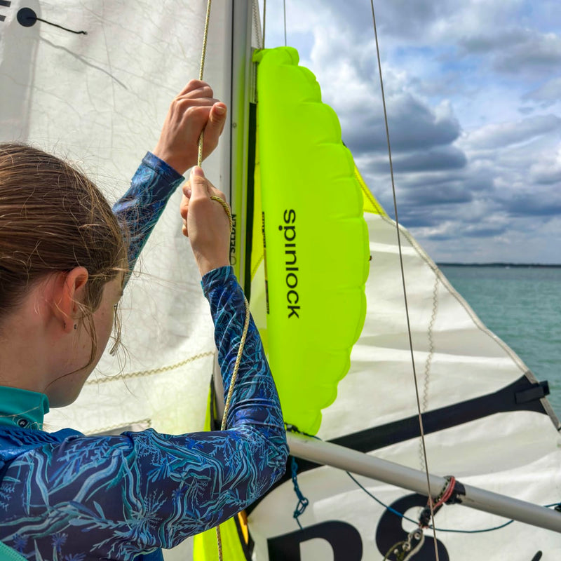 Mast Float Track Tag